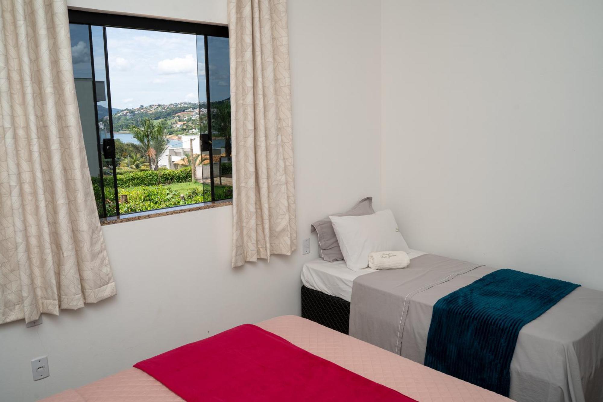 Casa Com Piscina Vista Para Lago, 03 Quartos Confortaveis Capitólio Extérieur photo