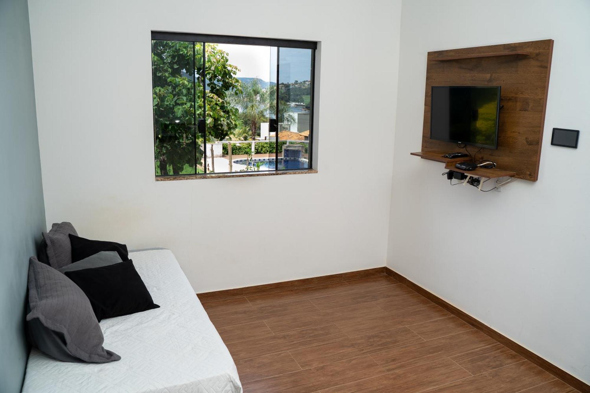 Casa Com Piscina Vista Para Lago, 03 Quartos Confortaveis Capitólio Extérieur photo